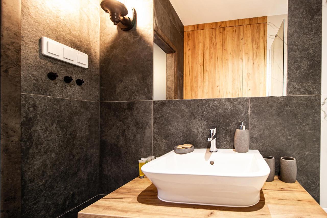 Patio Praga Metro Apartment Варшава Екстериор снимка