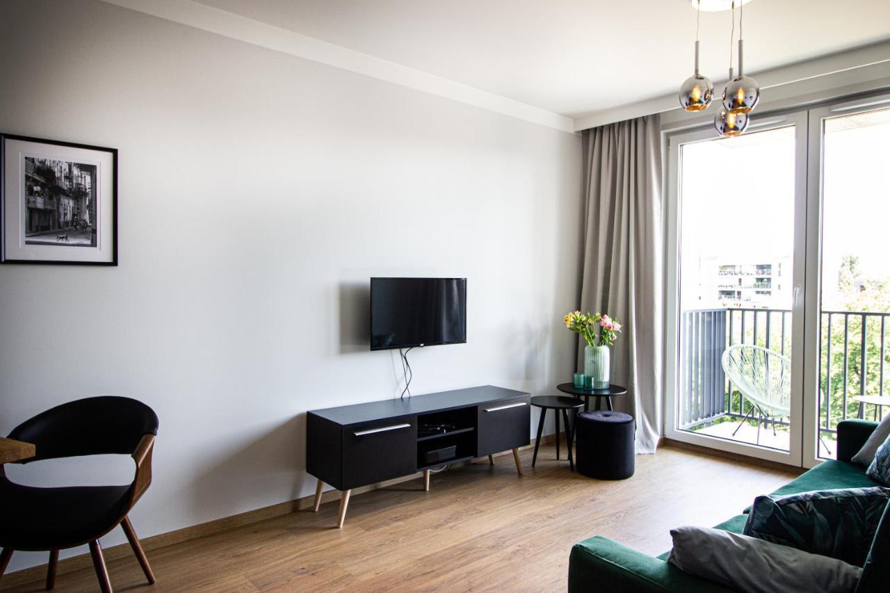 Patio Praga Metro Apartment Варшава Екстериор снимка