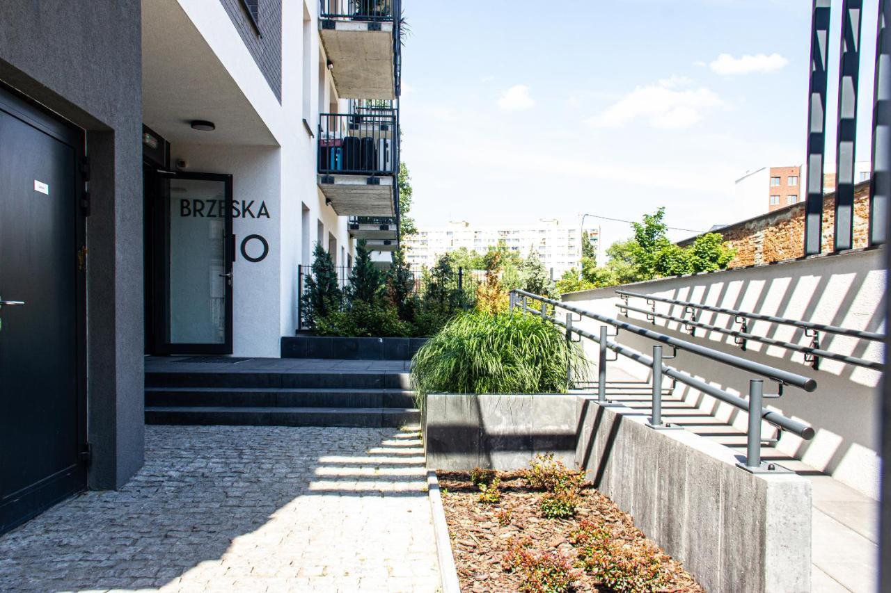 Patio Praga Metro Apartment Варшава Екстериор снимка